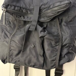 Gaiam Hold-Everything Yoga Backpack in black